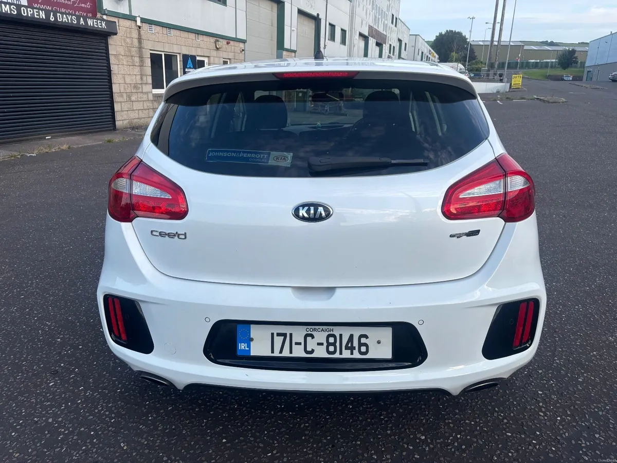 Kia Ceed 2017 - Image 2