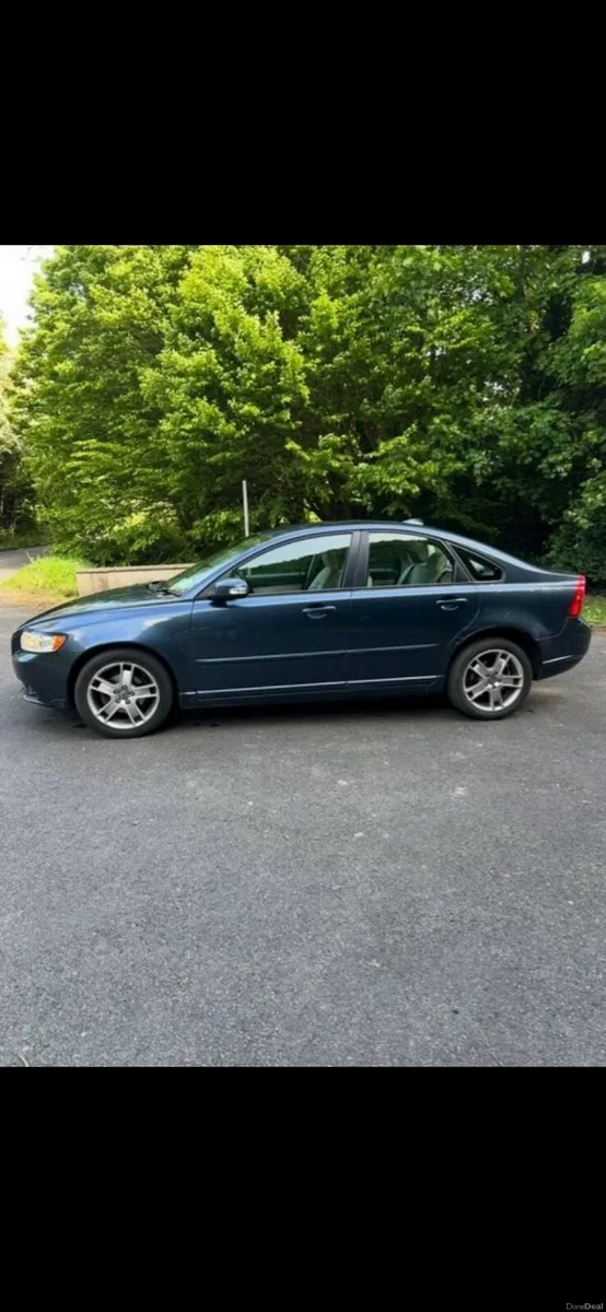 Volvo s40 MINT CONDITION - Image 3