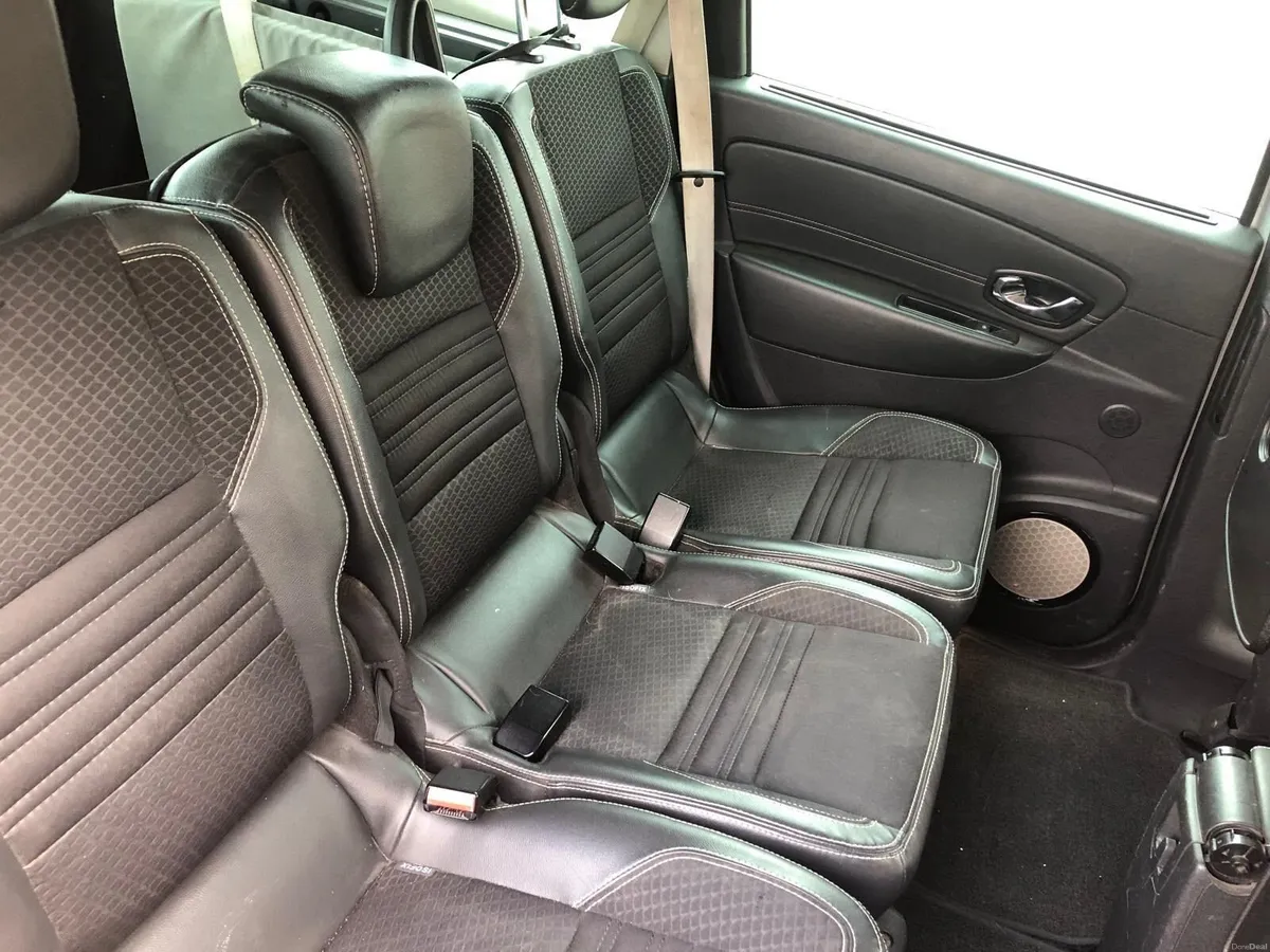 2015 Renault Grand Scenic (Bose Limited Edition) - Image 5