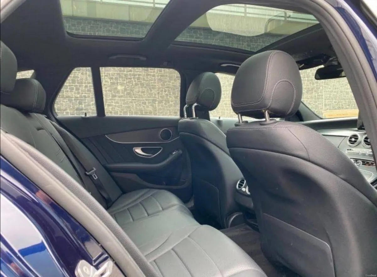 Mercedes-Benz C-Class C350e AMG 2017 - Image 3
