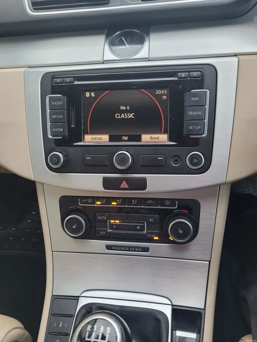 Volkswagen  cc  2010 low milage - Image 5
