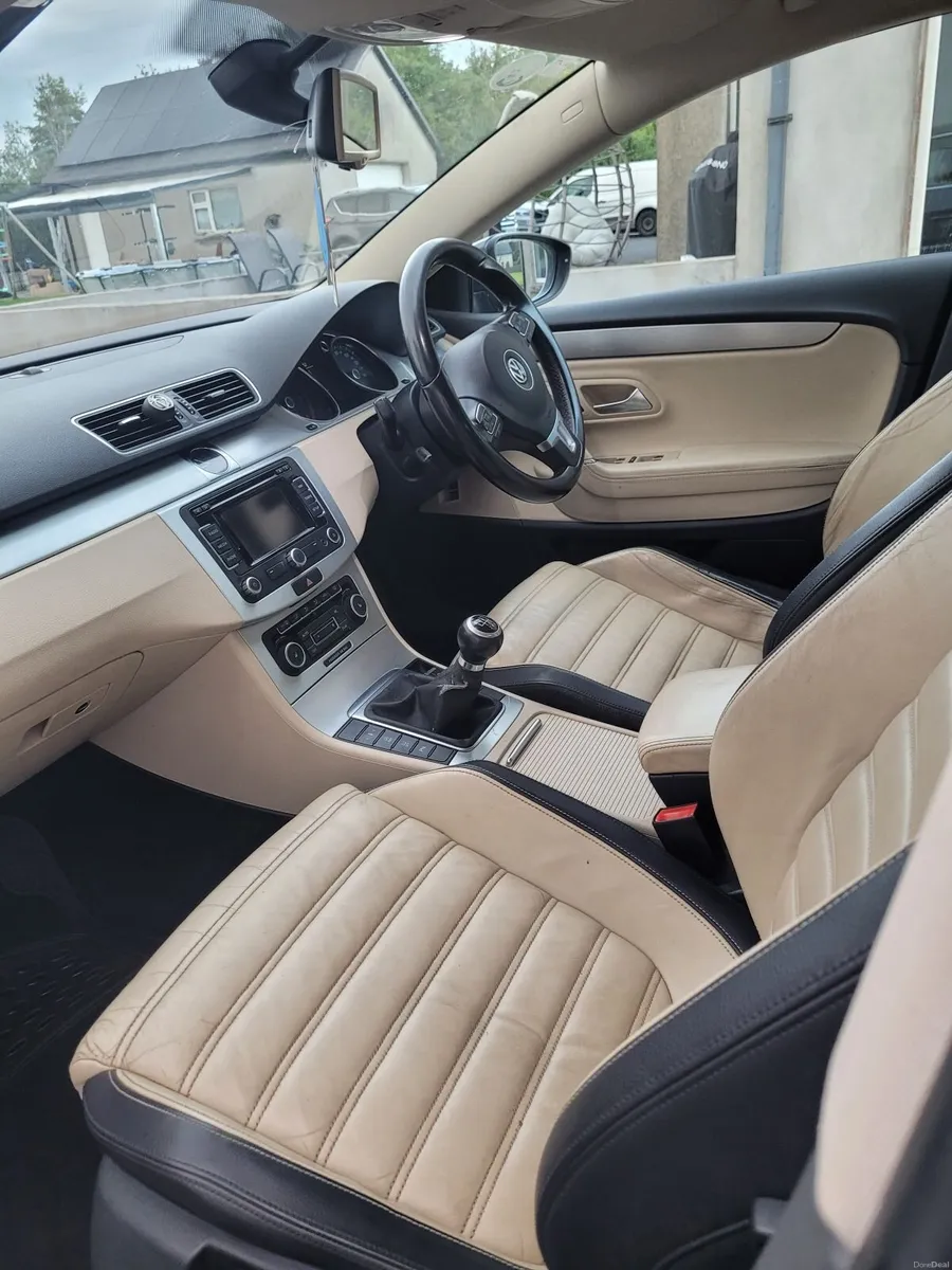 Volkswagen  cc  2010 low milage - Image 6