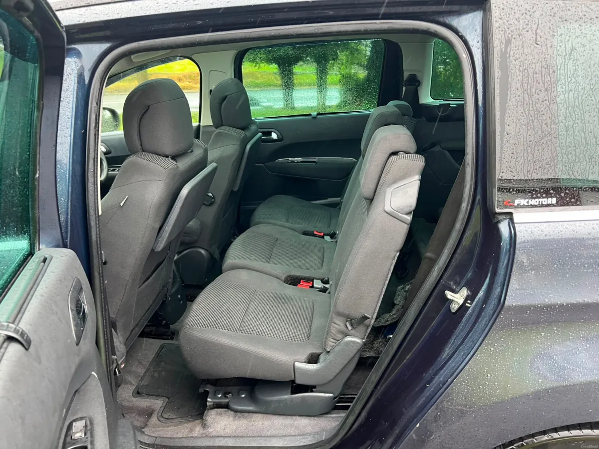Peugeot 5008 2013 7 seater - Image 6