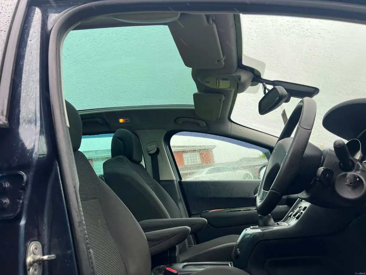 Peugeot 5008 2013 7 seater - Image 5