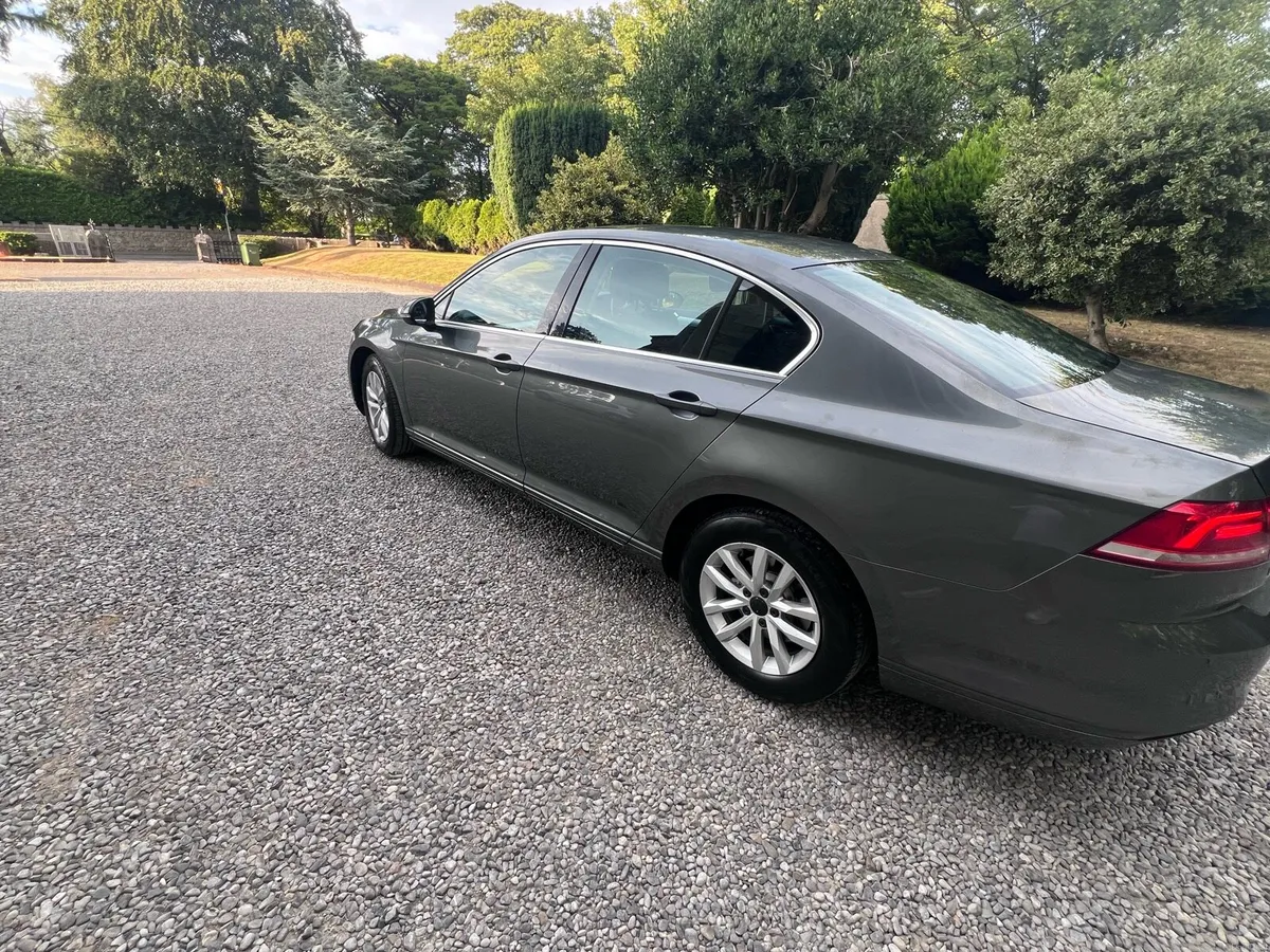 Volkswagen Passat 1.6 diesel - Image 3