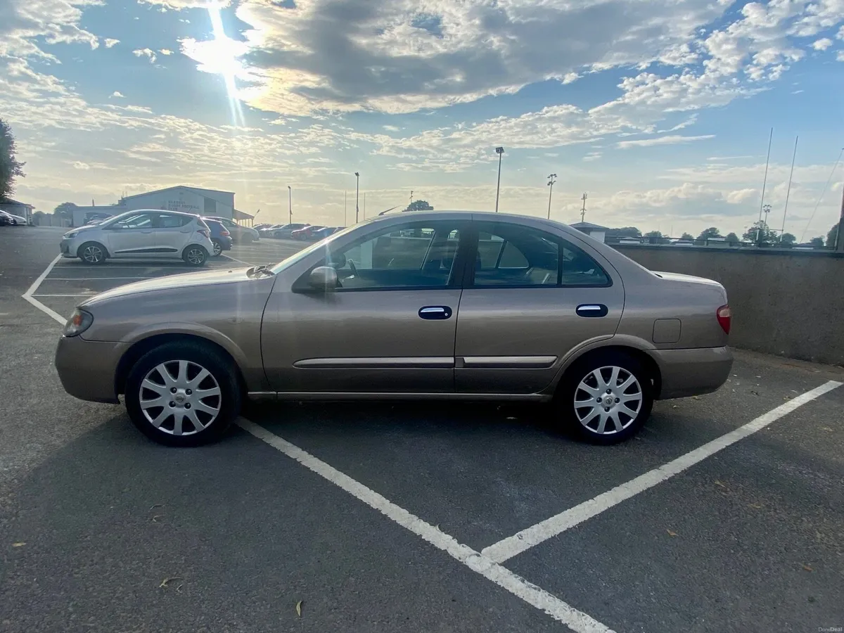 Nissan Almera - Image 3