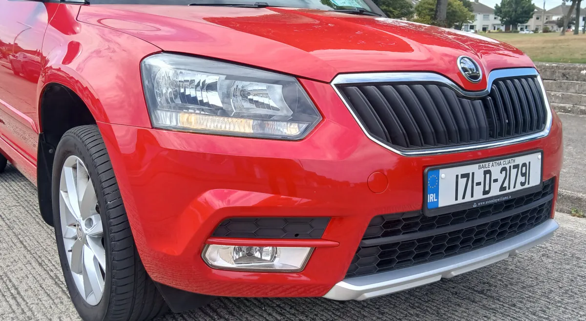 Skoda Yeti 2017 1.2 TSi 5dr *FSH & NEW NCT* - Image 6