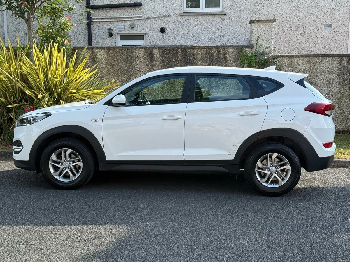 172 Hyundai Tucson NCT 08/27 FULL S.HISTORY - Image 2