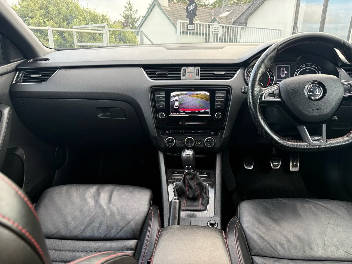 Immaculate Skoda Octavia VRs - Image 5