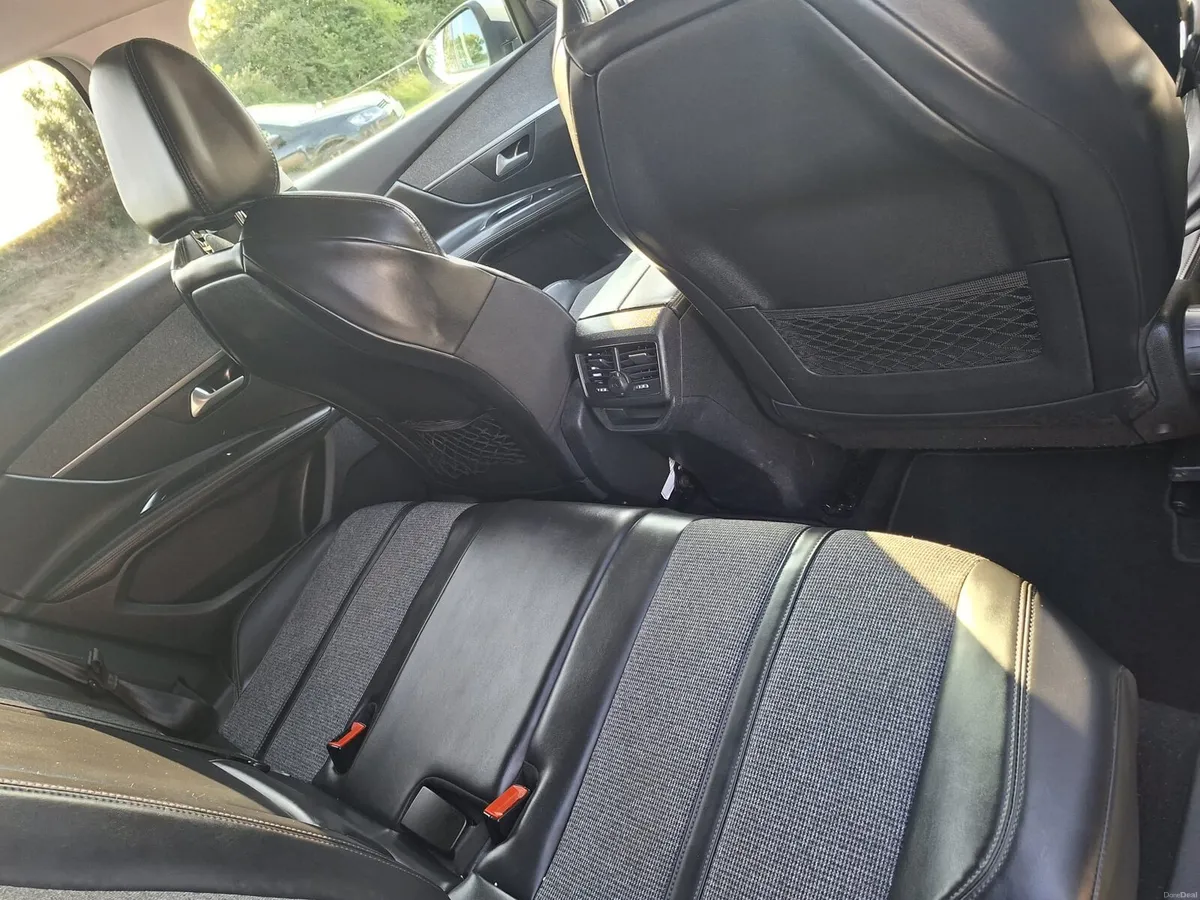 PEUGEOT 3008 1.6 DIESEL - Image 4