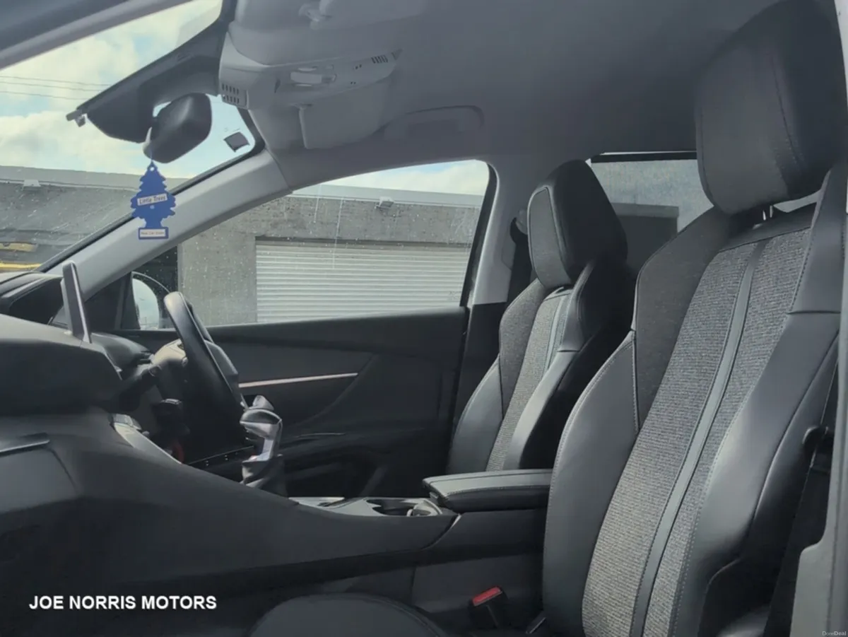 Peugeot 5008 ALLURE 1.2 130 6.2 4DR - Image 2