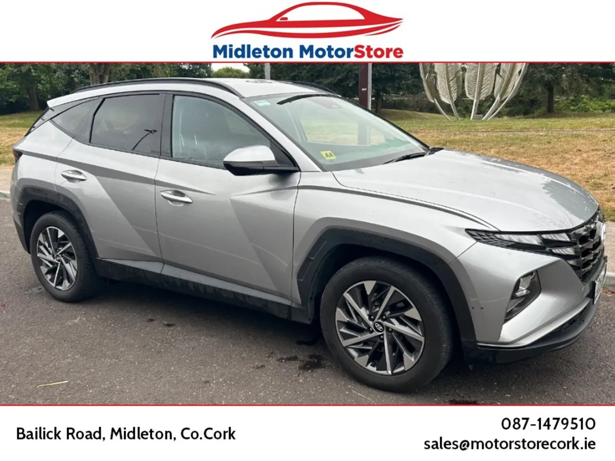Hyundai Tucson I.7crdi EXECUTIVE 5DR - Image 2