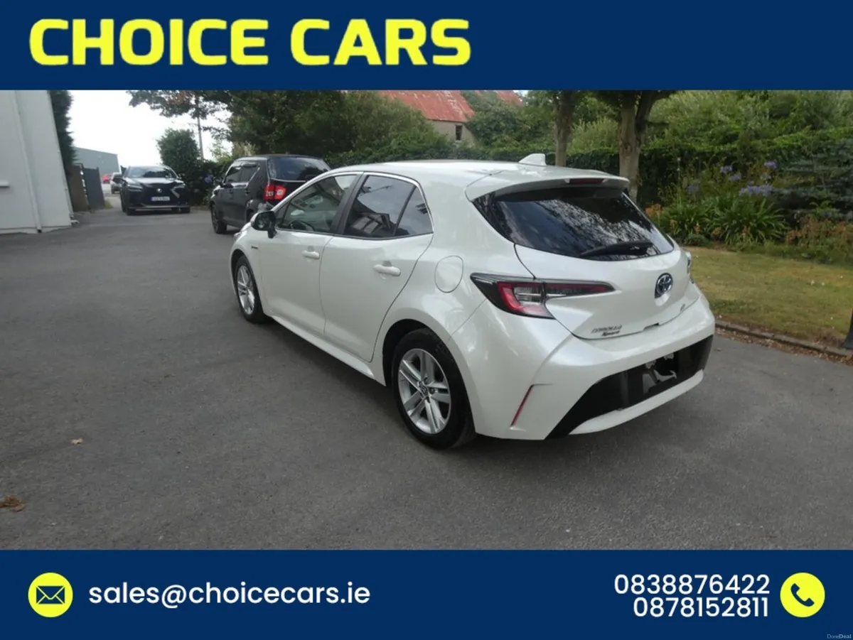 Toyota Corolla 1.8 AUTO HYBRID - Image 4