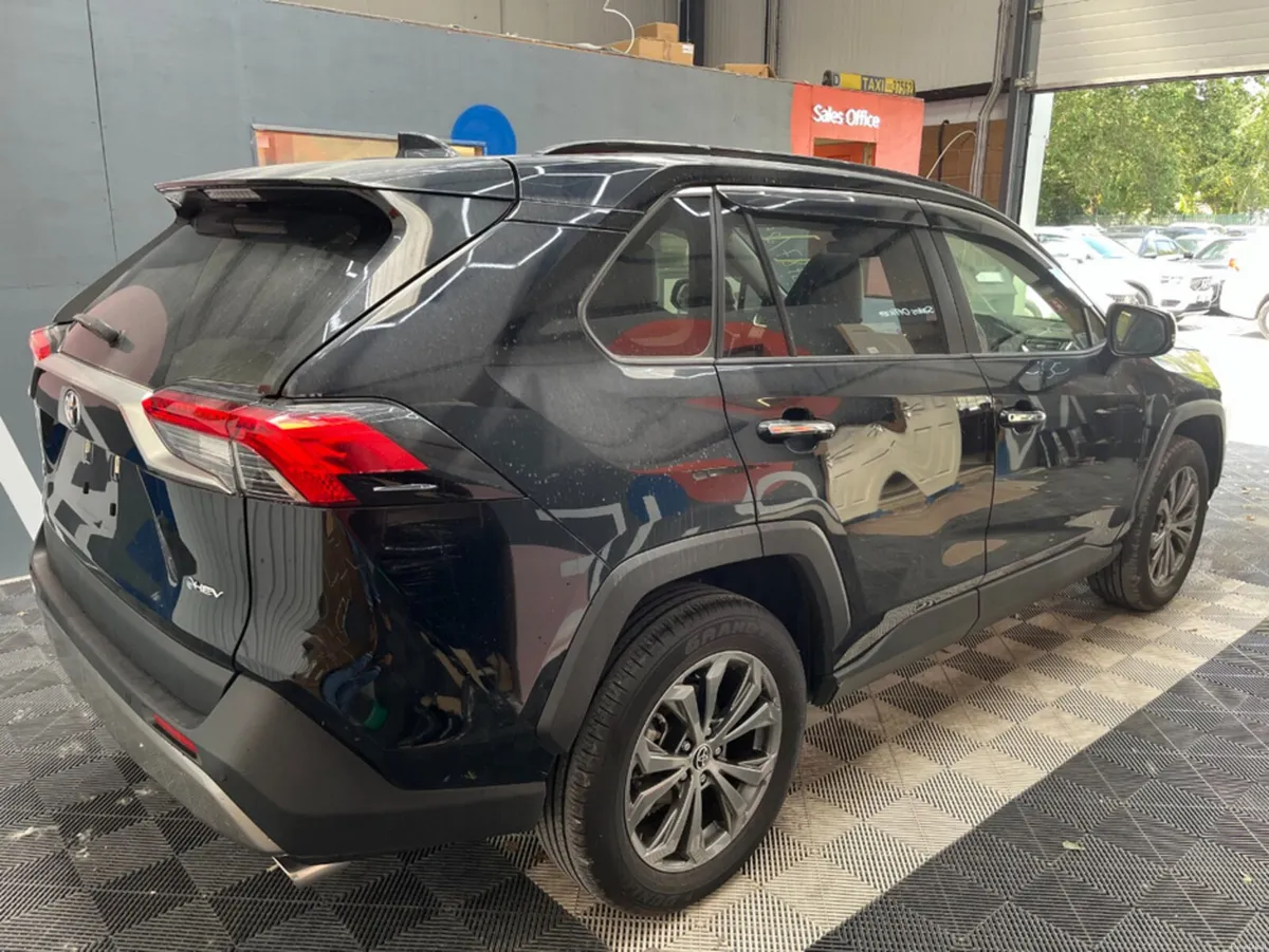Toyota RAV4 2025 TOYOTA RAV4 HYBRID G 2.5 AUTOMATI - Image 2