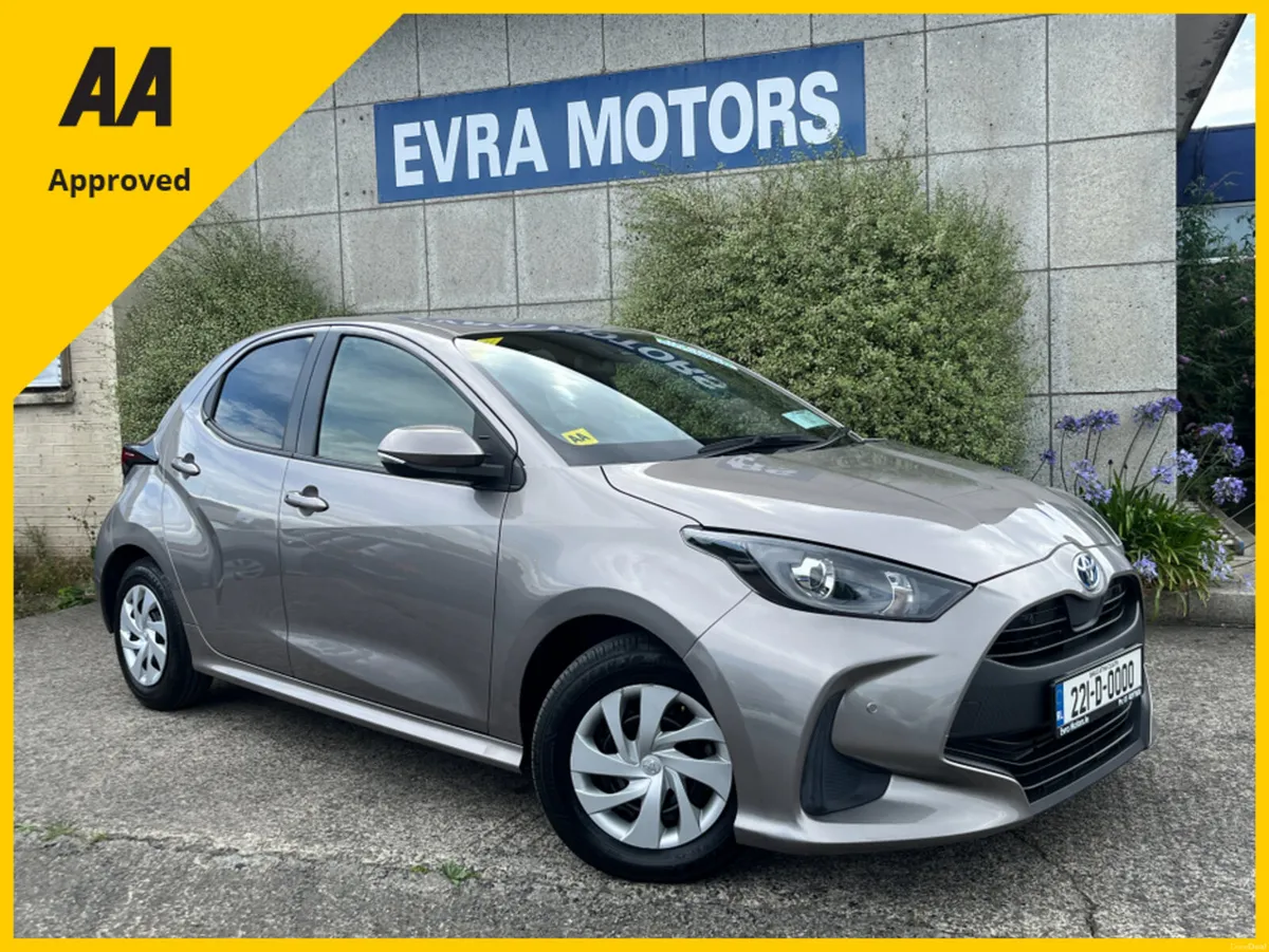 Toyota Yaris X HYBRID AUTOMATIC 1.5 PETROL //KEYLE - Image 1