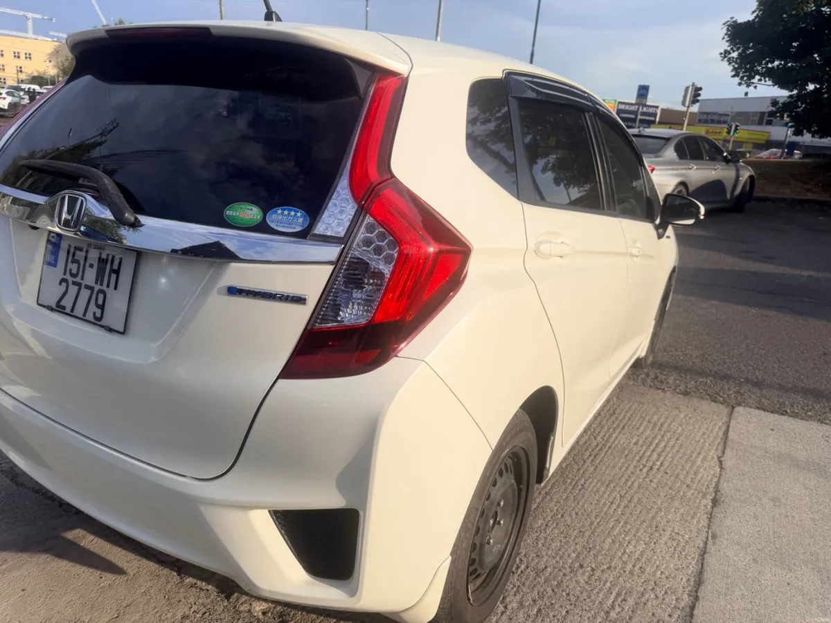 Honda Fit 2015 New Nct / warranty For sale in good - Image 6