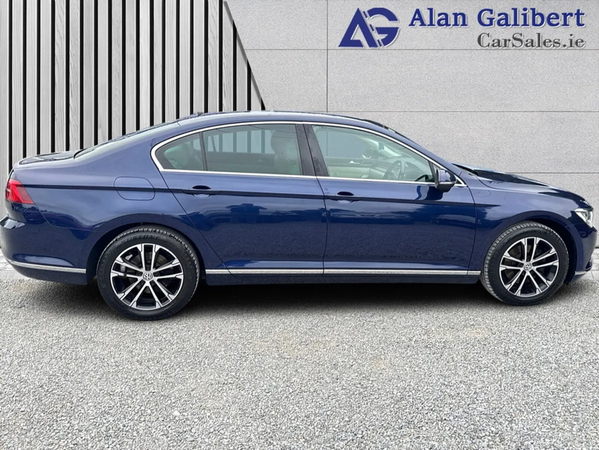 Volkswagen Passat HIGHLINE 1.6 TDI MANUAL - Image 3