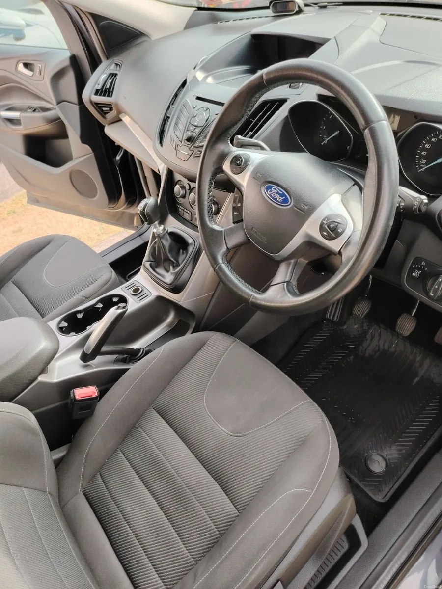 Ford Kuga 2015 - Image 3