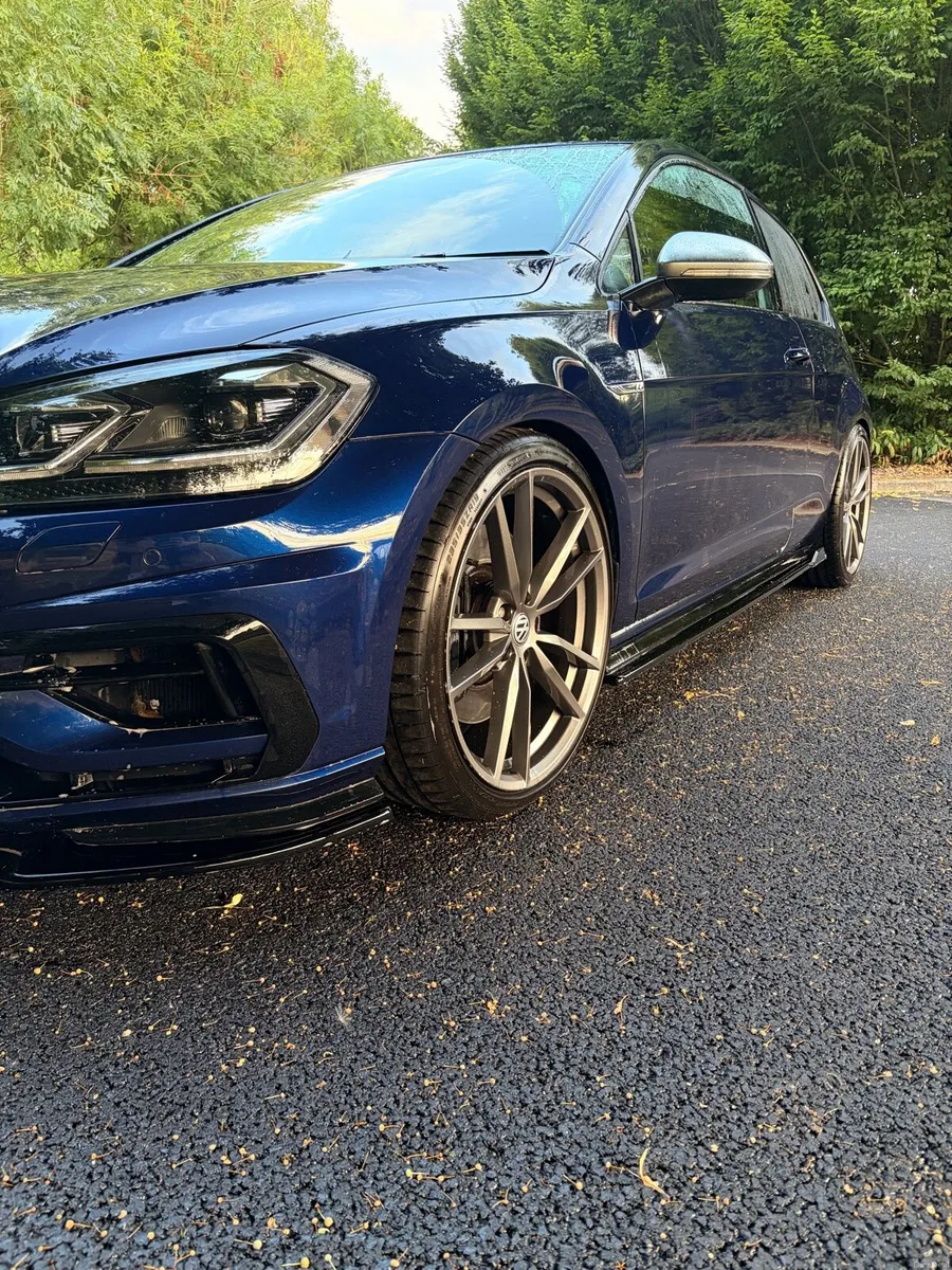 Vw Golf R - Image 2
