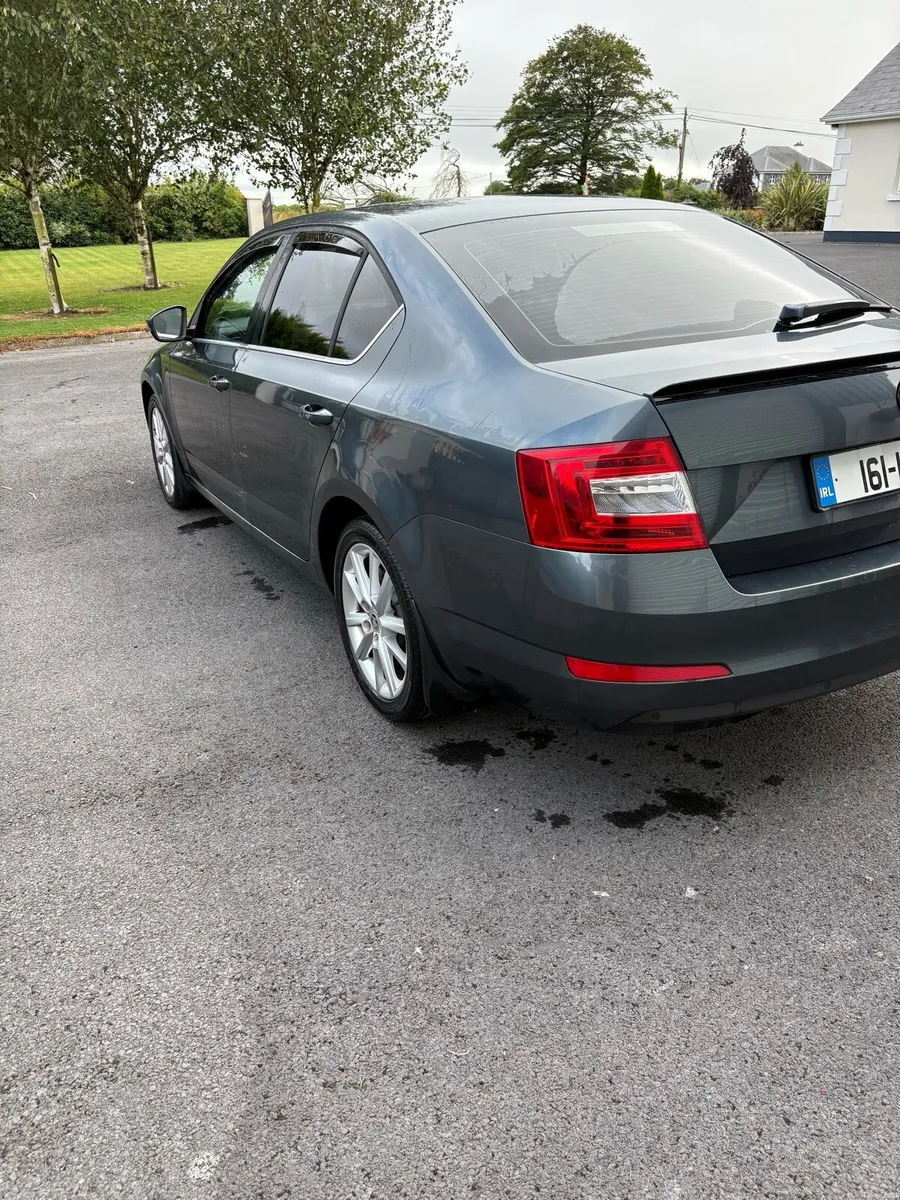 Skoda Octavia - Image 4