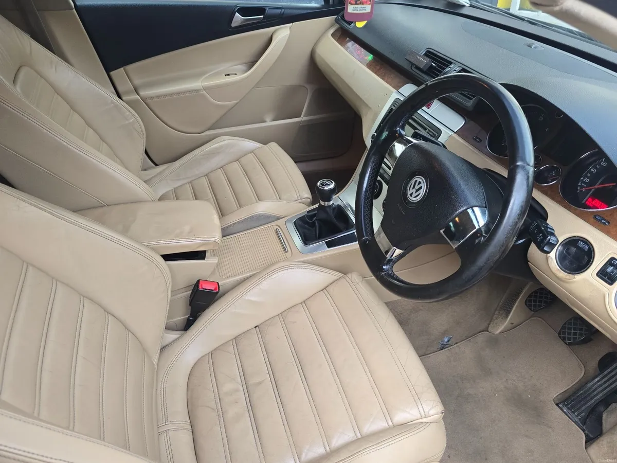 Volkswagen Passat 2009 high-line - Image 4