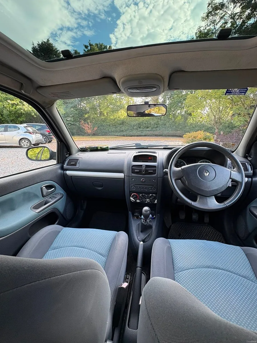 Renault Clio - Image 3
