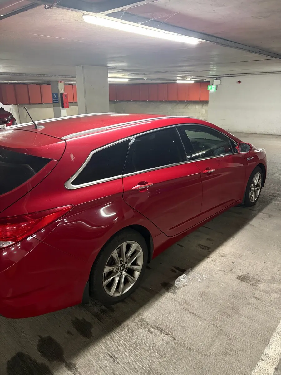 Hyundai i40 - Image 1