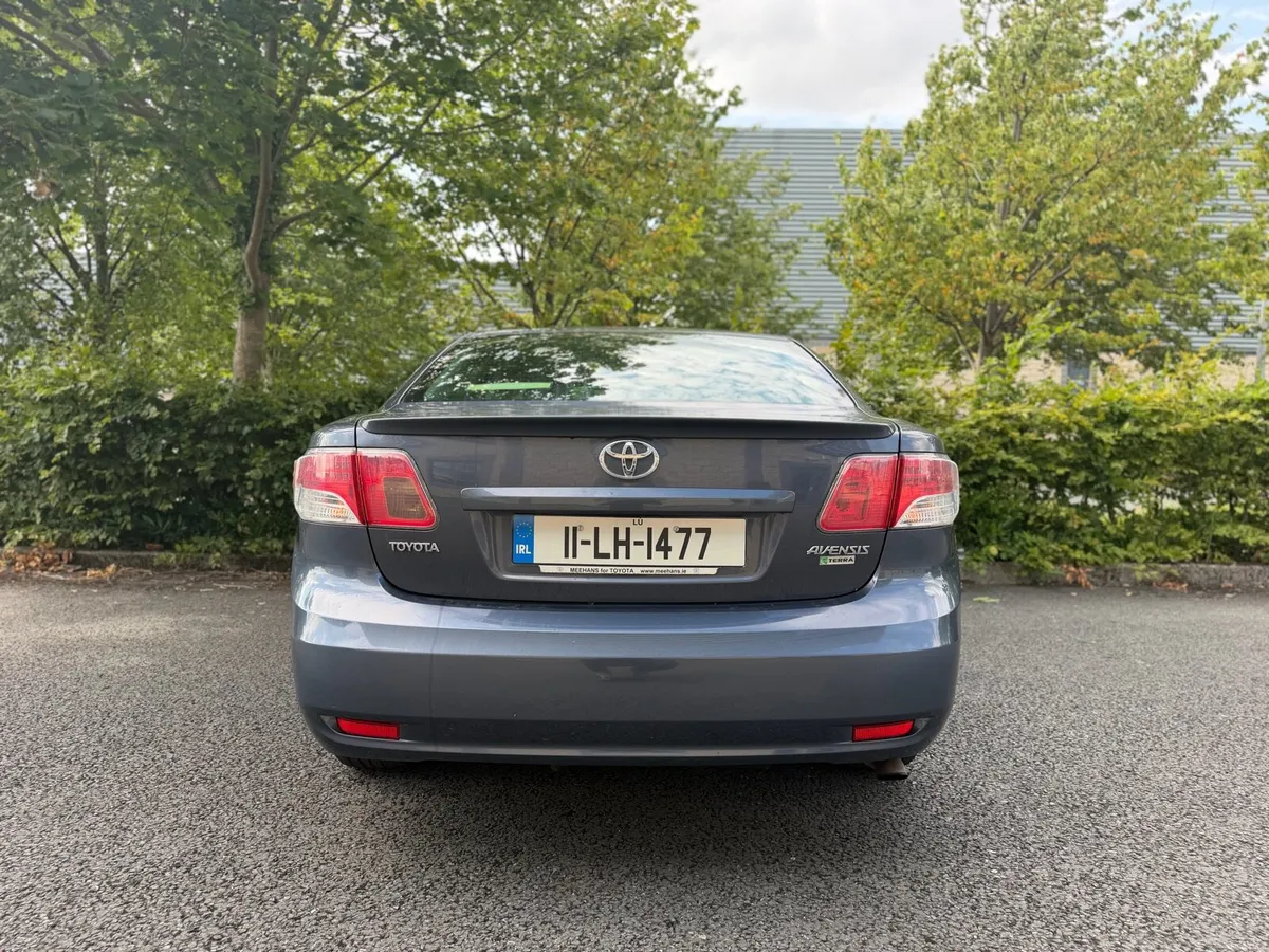 Toyota avensis Fresh nct low mileage - Image 5