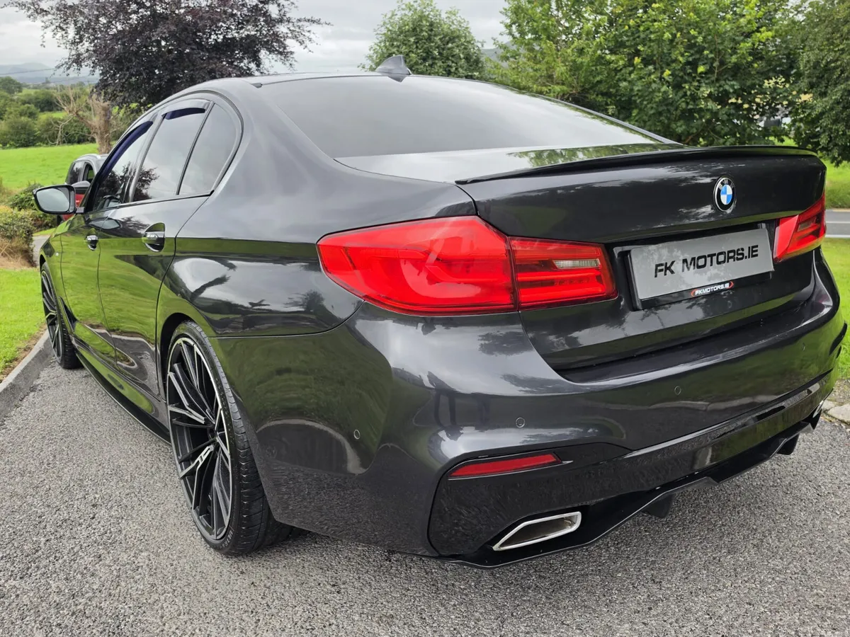 BMW 5-Series 2018 msport auto - Image 3