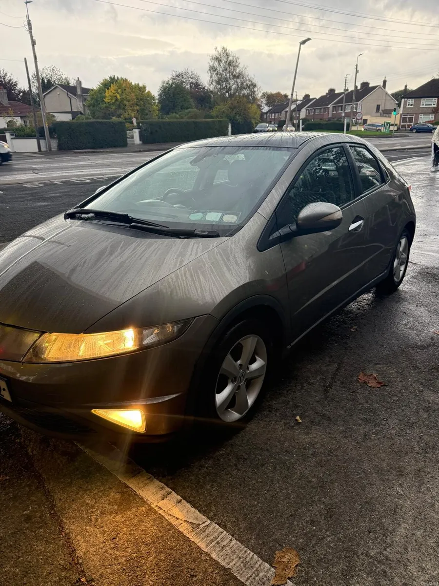 Car - Image 4