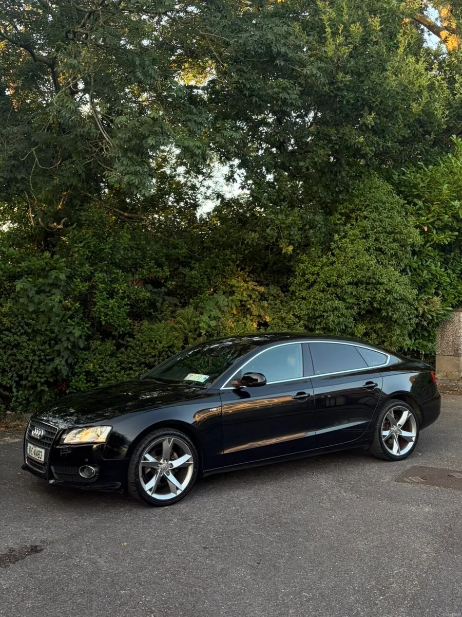 Audi A5 - Image 1
