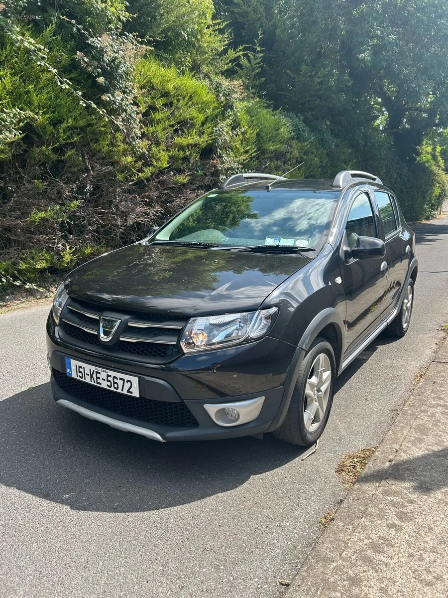 2015 Dacia Sandero Stepway - Image 1