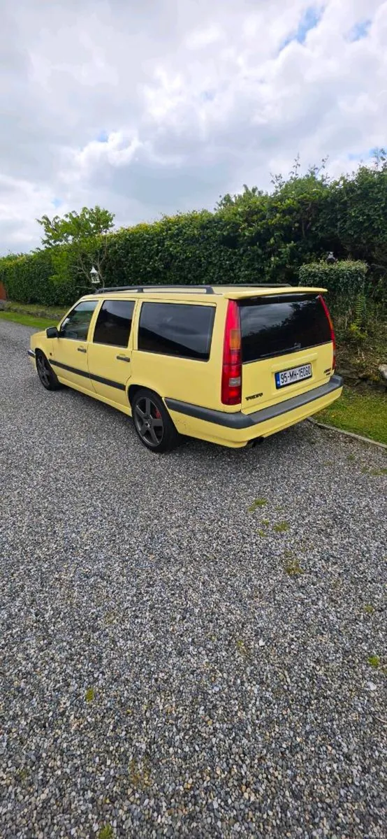 1995 Volvo 850 T-5R Estate or 1996 Volvo 850R - Image 6