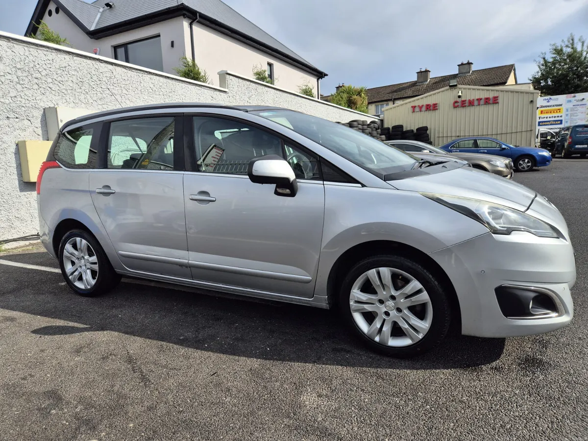 Stunning Peugeot 5008 2016 WARRANTY NEW NCT - Image 4