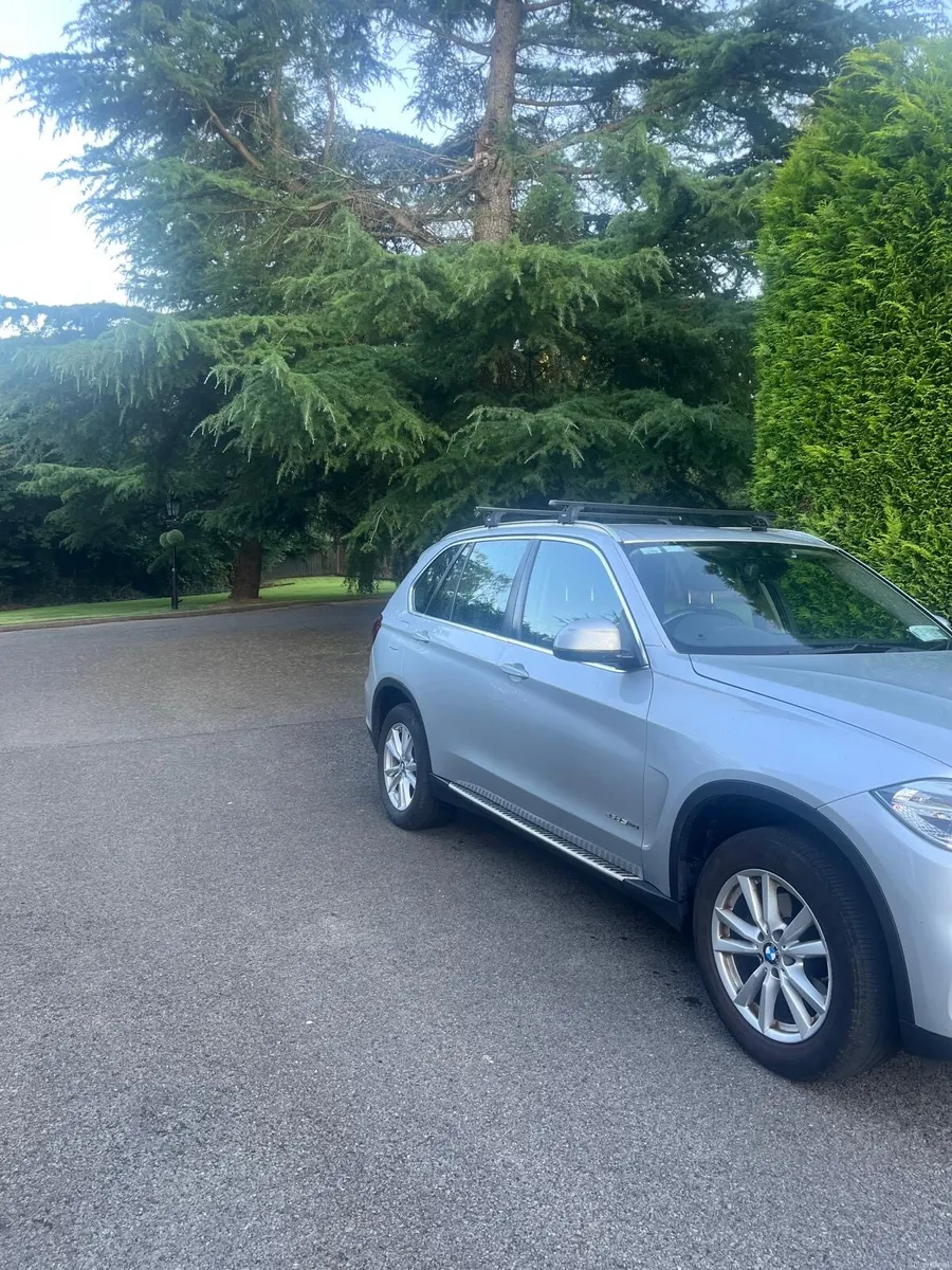 Car - Image 3