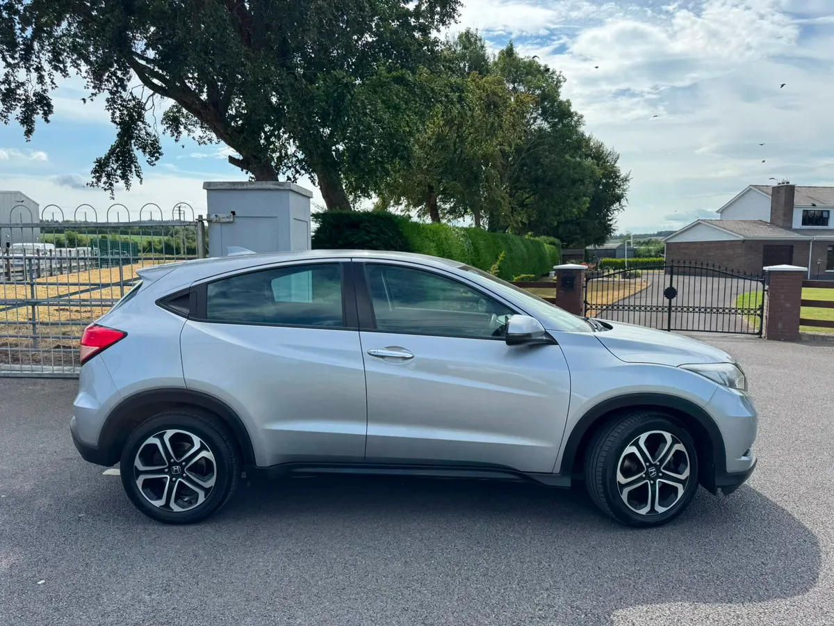 Honda HR-V ES D-TEC 2019 - Image 3