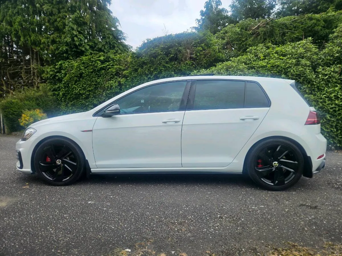Volkswagen Golf GTI Performance Pack 245bhp - Image 5