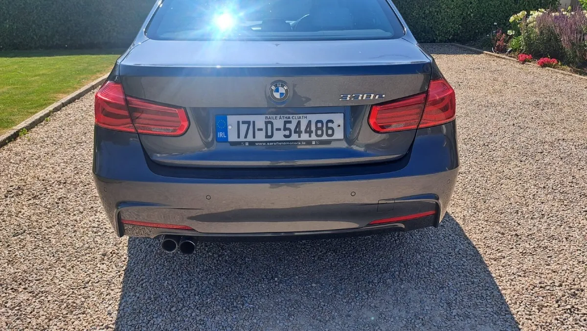 BMW 3-Series 2017 - Image 5