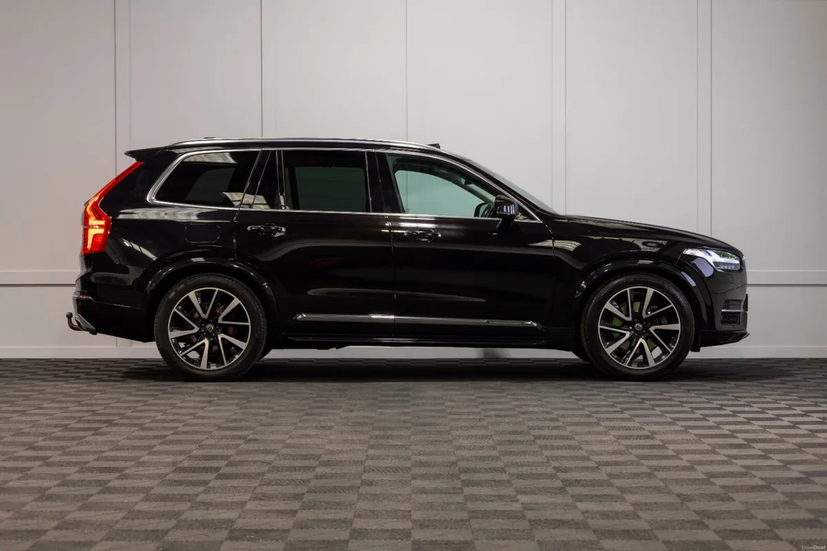 2018 Volvo XC90 T8 Inscription Pro - Image 6