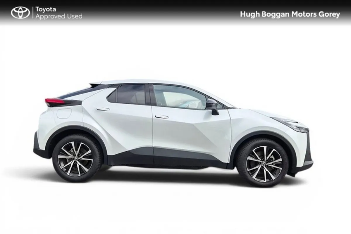 Toyota C-HR C-HR PHEV SPORT - Image 3