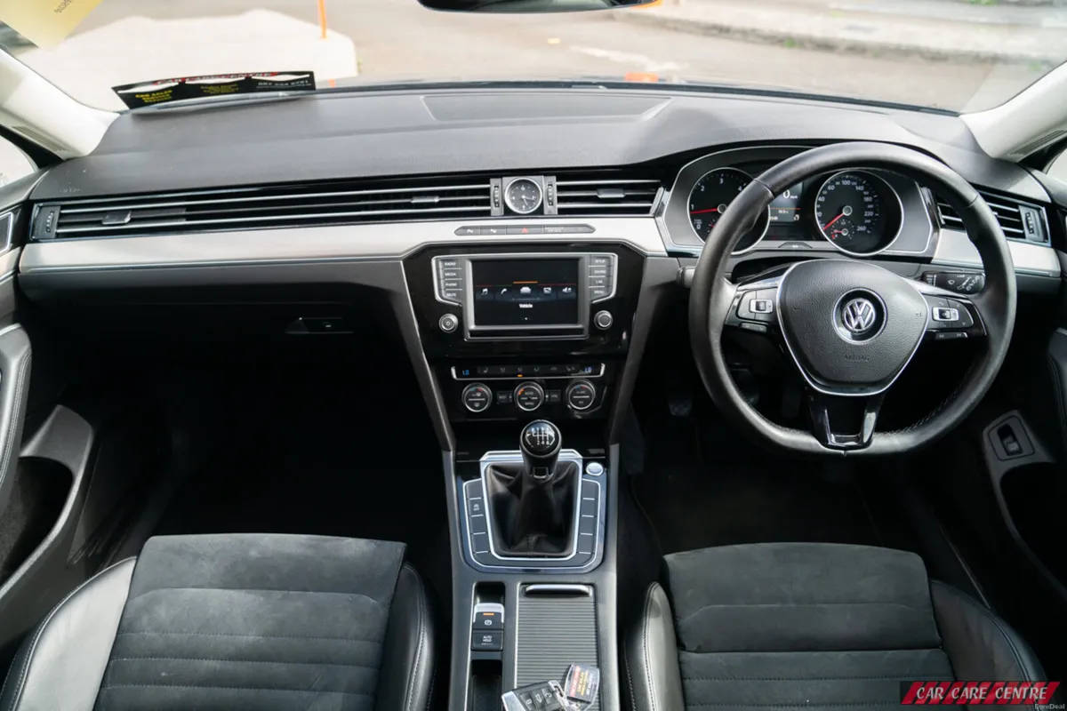 2016 Volkswagen Passat Highline 2..0 TDI 150 BHP - Image 4