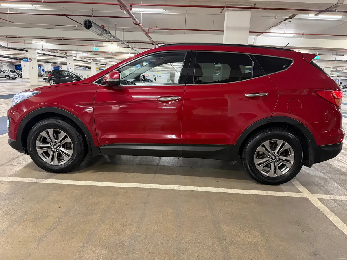 2015 Hyundai Santa Fe AUTOMATIC NCT & TAX EXECUTIV - Image 4