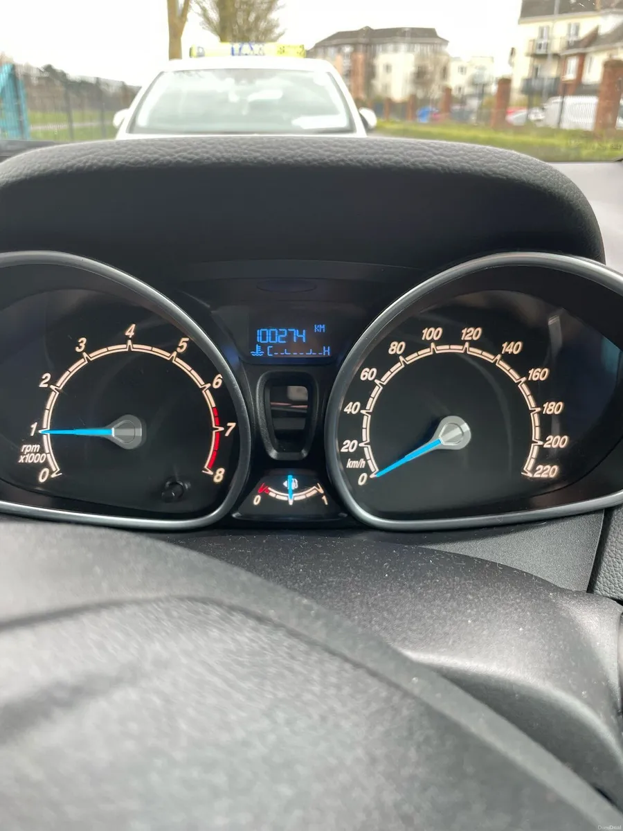 Ford B Max 2013 Manual Petrol42 - Image 6