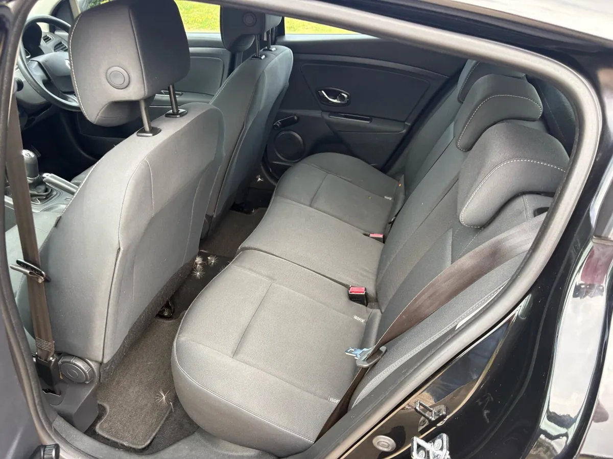 Renault Megane - Image 4