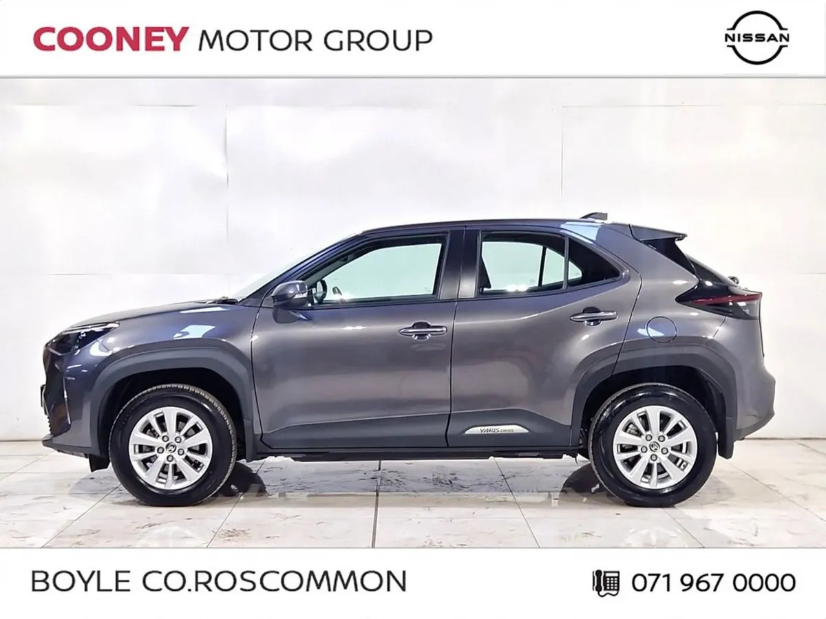 Toyota Yaris Cross 1.5 Hybrid Luna - Image 4