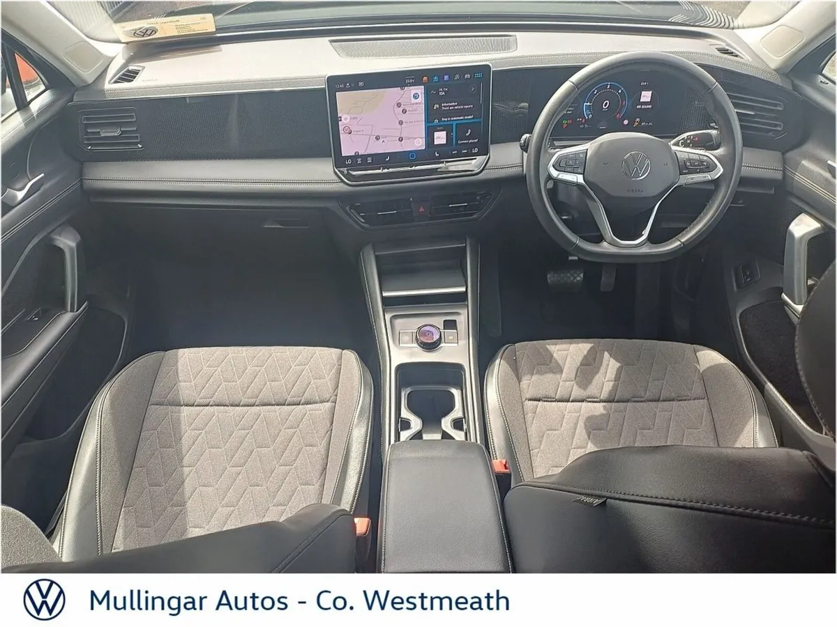 Volkswagen Tiguan Launch Edition 2.0TDI 150HP DSG - Image 2