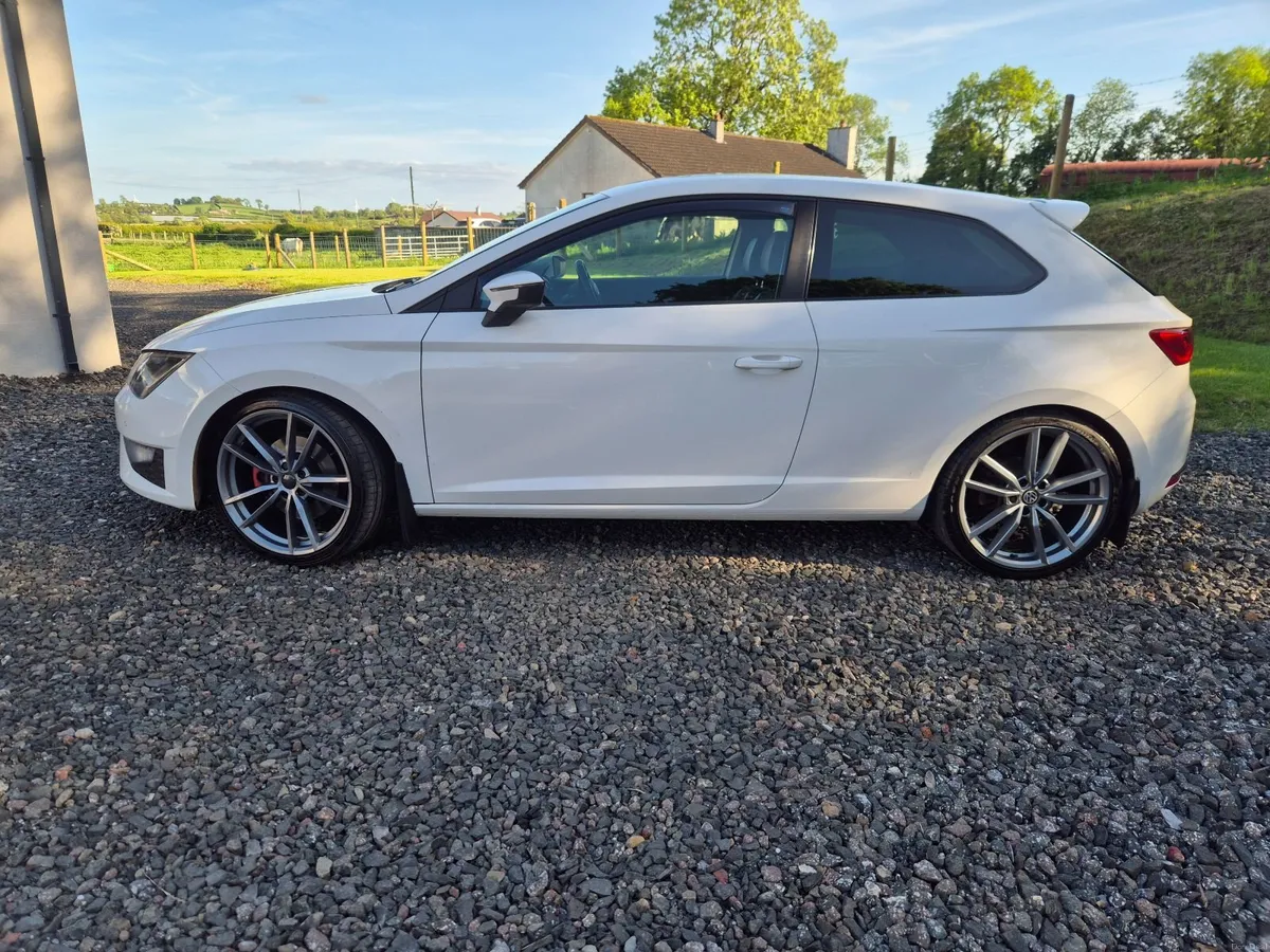 SEAT Leon 2015 - Image 4