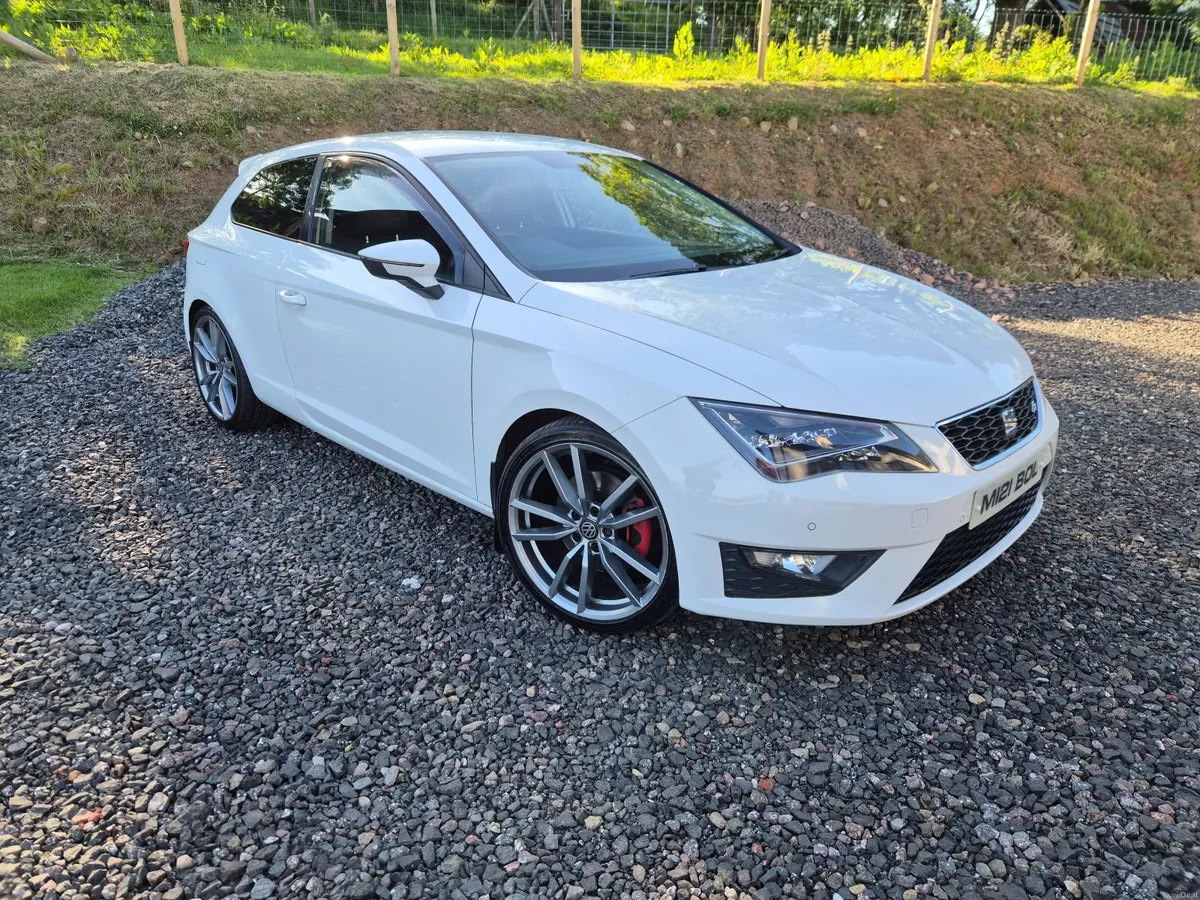 SEAT Leon 2015 - Image 1