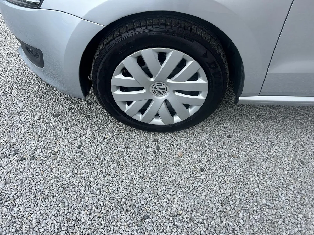 Volkswagen Polo 2013 Automatic - Image 4