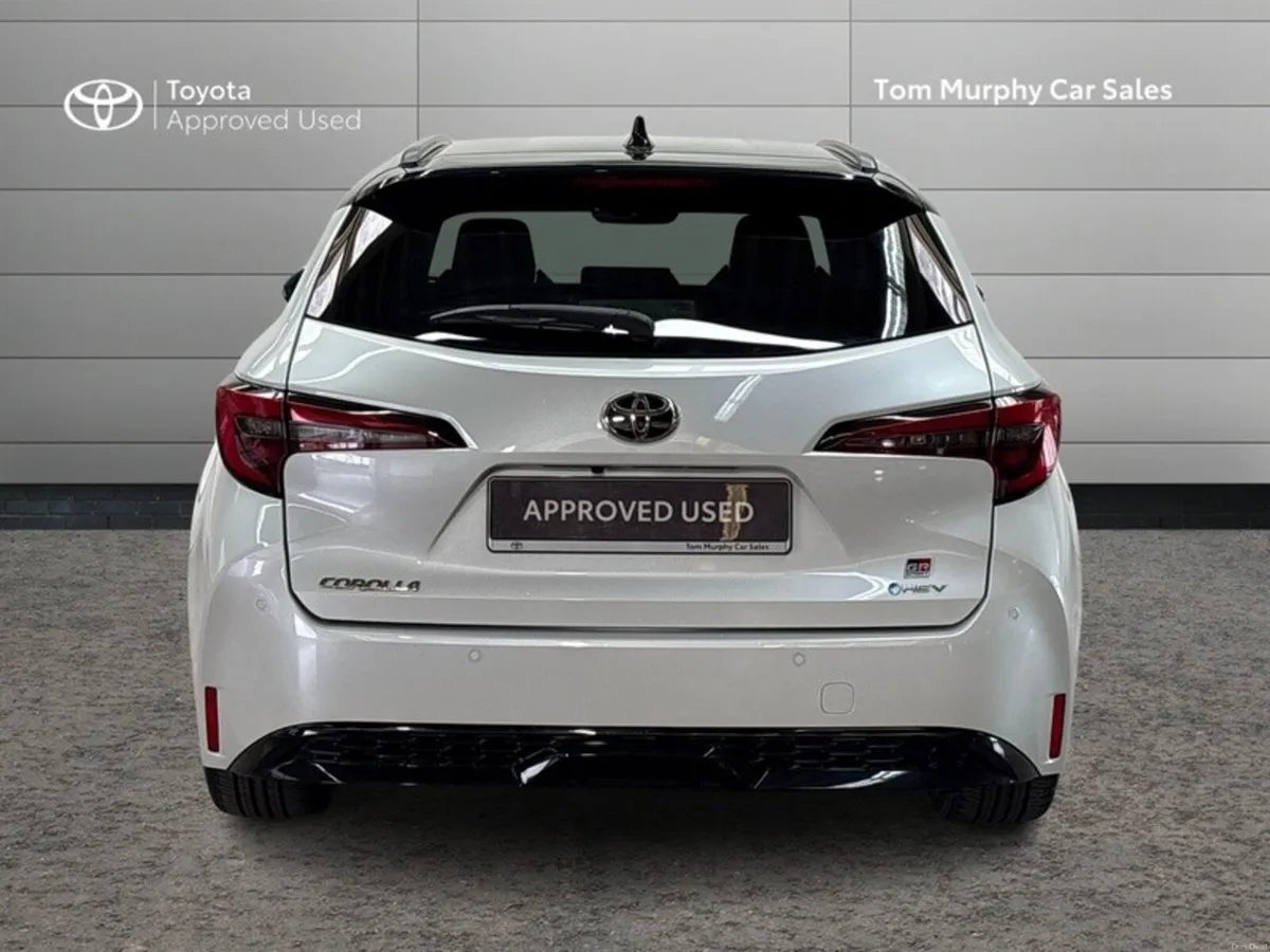 Toyota Corolla COROLLA HYB GR SPORT T/S - TOP GR S - Image 4